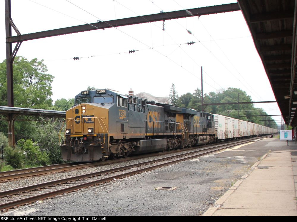 CSX 7250 on I032